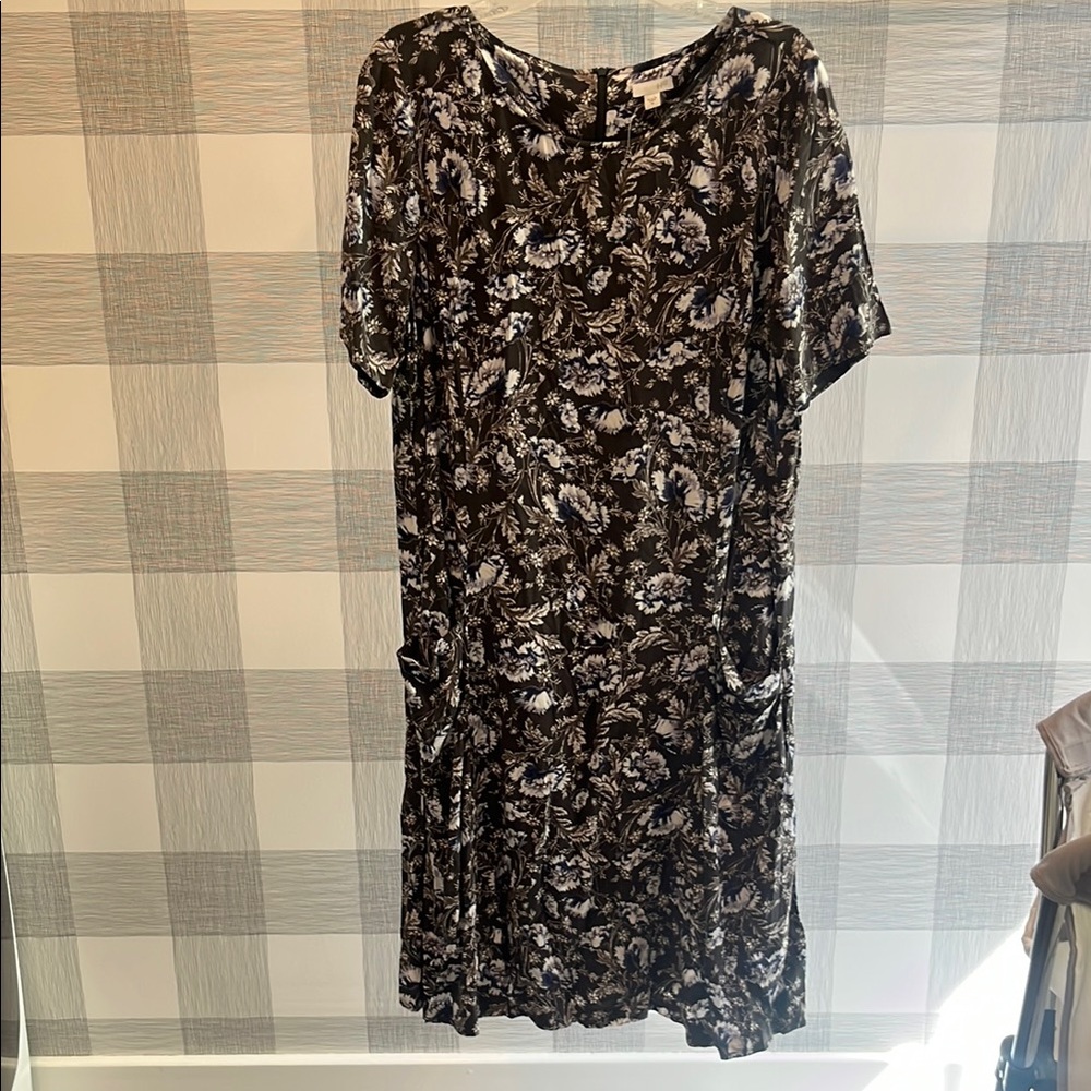 J.Jill Floral Grey and White Dress 18 with pockets